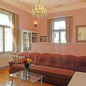  Apartment Themis