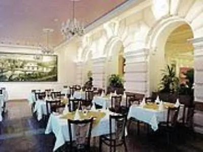 Krivan Hotel Karlsbad 3*,